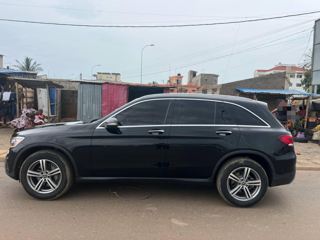 Mercedes Benz GLC 300 2021