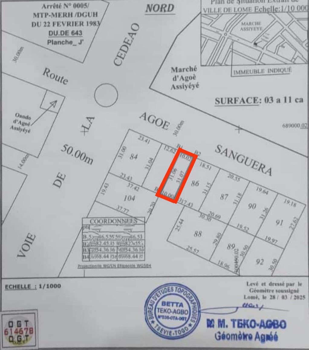 Demi-lot en vente en bordure de goudron à Agoè Assiyéyé – 60 millions FCFA