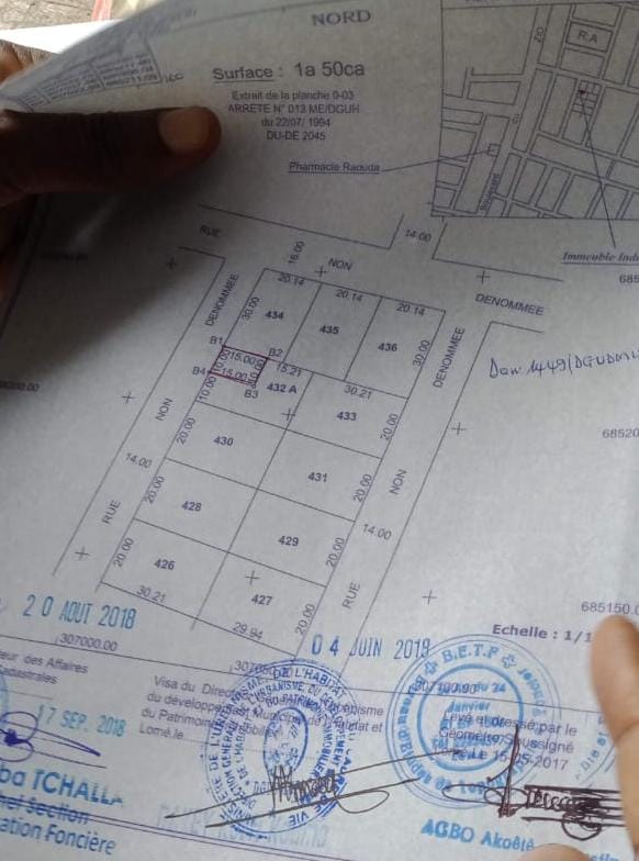 Mini villa 2 chambres 150 m² en vente proche du goudron à Atiegou – 26 millions FCFA