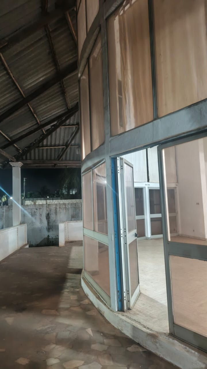 Villa R+1 à louer à Tokoin Hôpital – 400 000 FCFA