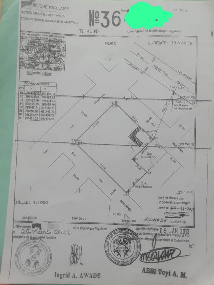 Villa 3 chambres en vente proche du goudron à Tokoin Casablanca – 150 millions FCFA