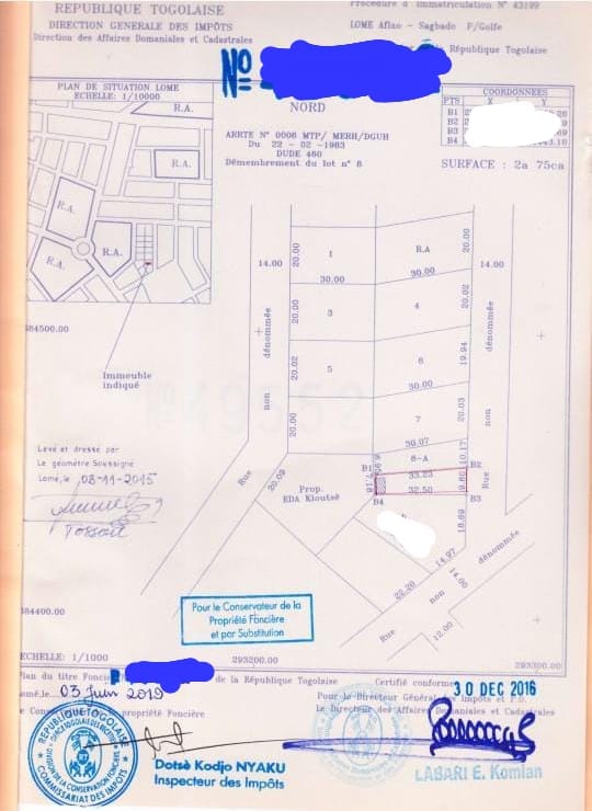 Terrain demi-lot en vente à Adidogomé, marché de Logoté – 17 millions FCFA