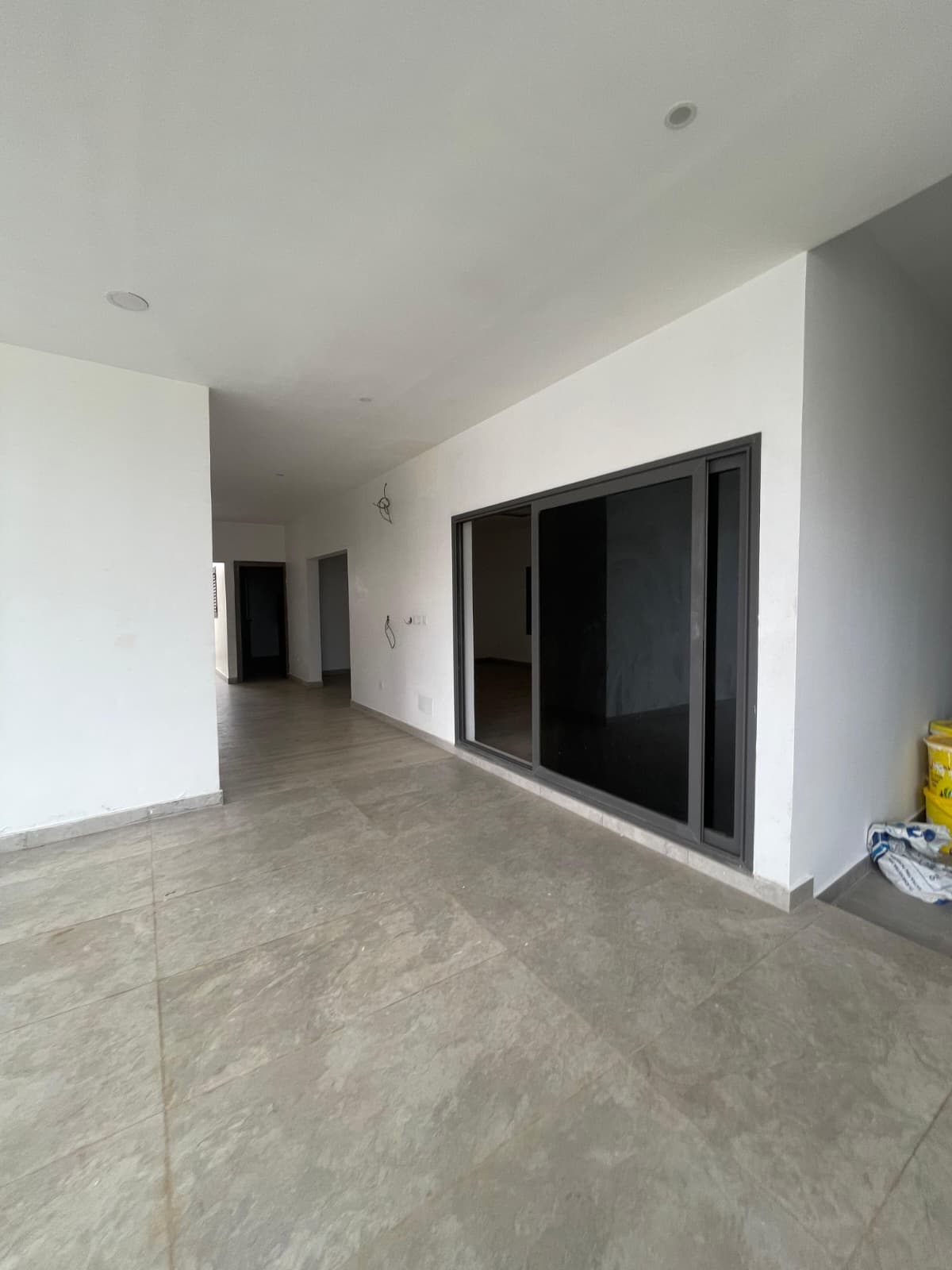 Villa duplex 4 chambres à louer à Tokoin Séminaire – 1 500 000 FCFA/mois