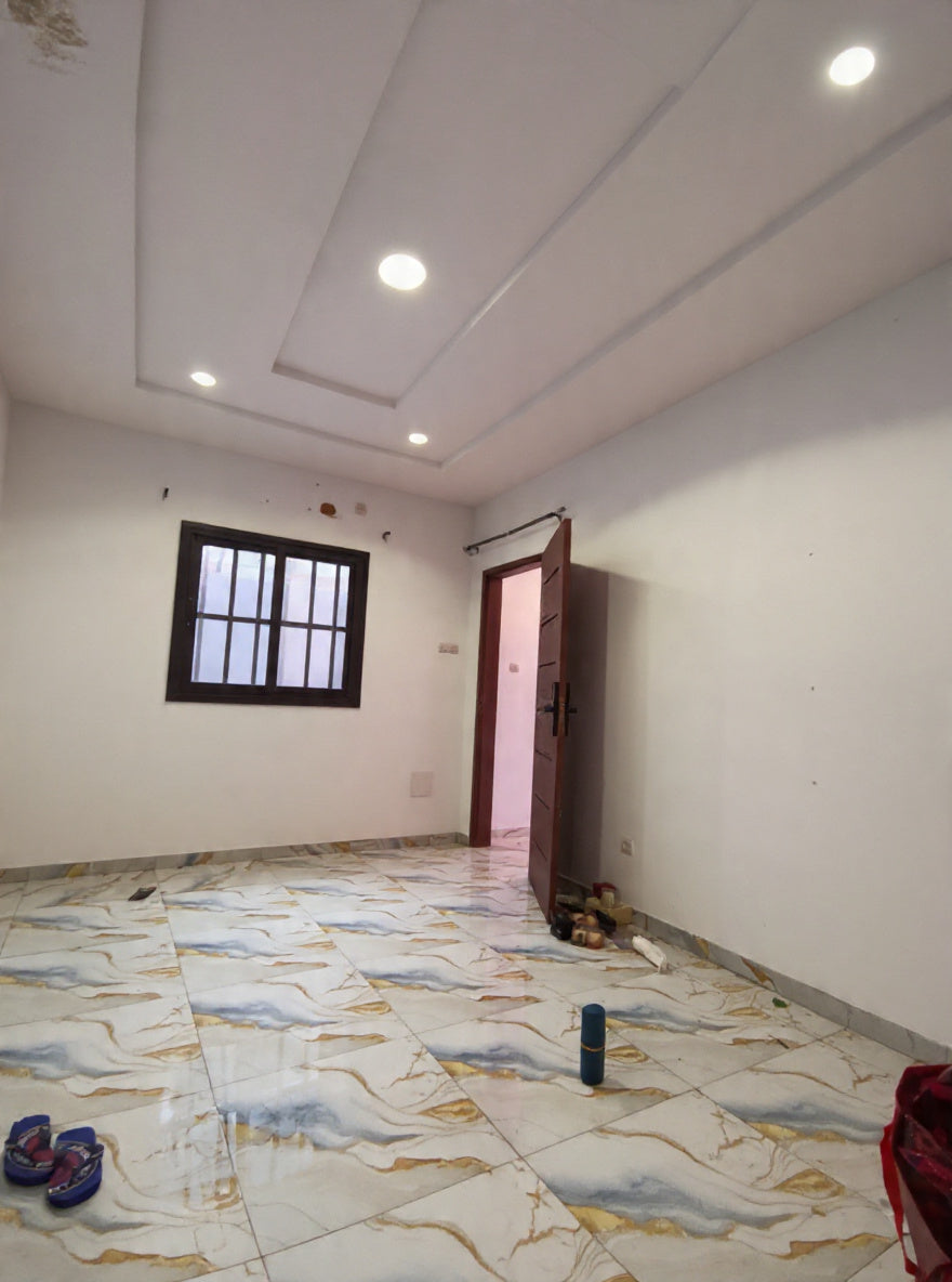 Villa 2 chambres en vente à Zanguera – 27 millions FCFA