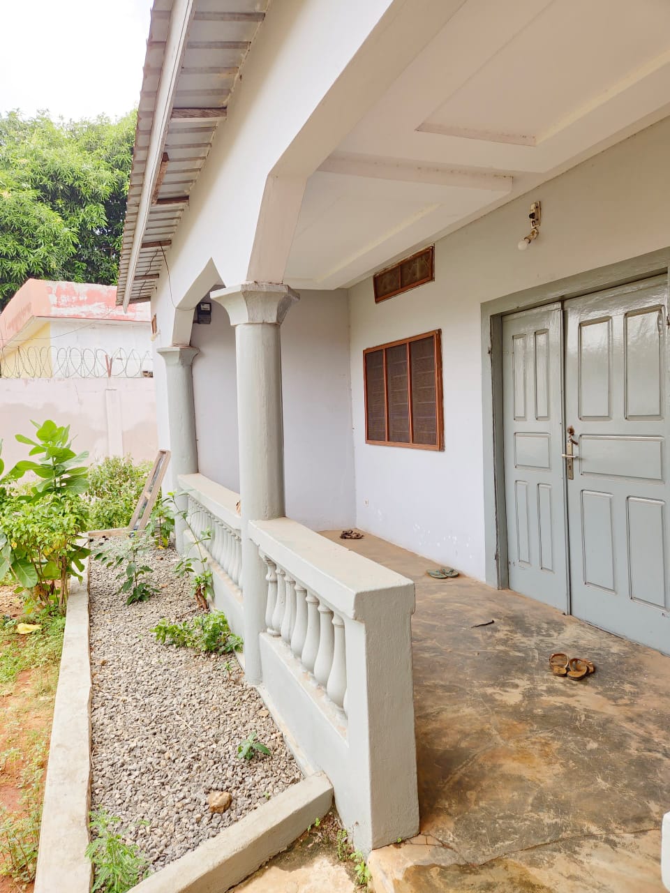 Villa 3 chambres en vente à Agoè Assiyéyé – 32 millions FCFA