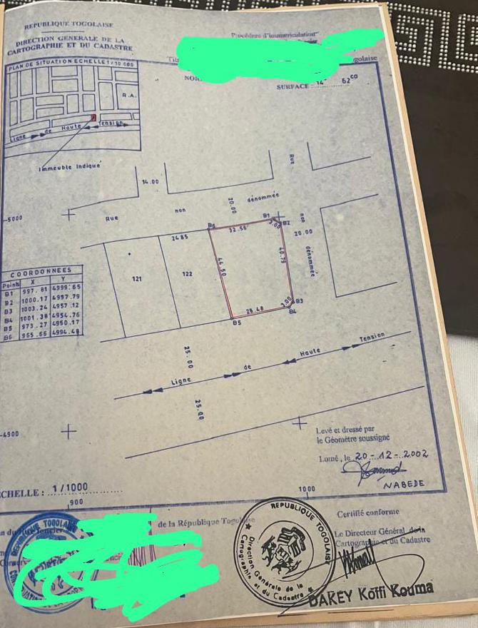 Terrain de 1462 m² en vente à Kégué Kpatcha, ouvert sur 3 voies en 2 angles de rue – 170 millions FCFA
