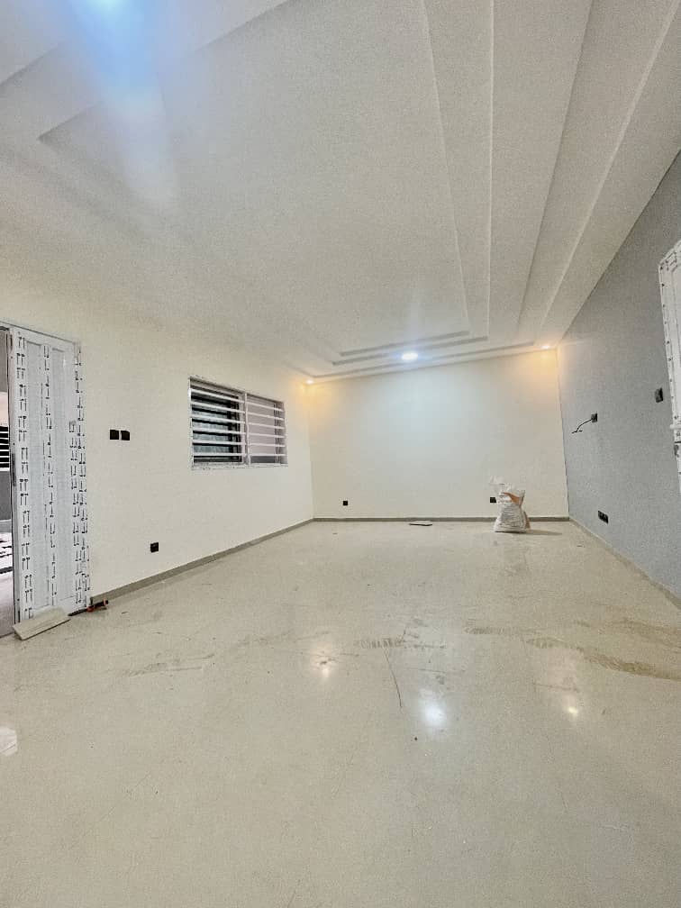 Appartement 2 chambres à louer à Agoe Assiyeye Coolgathe – 105 000 FCFA