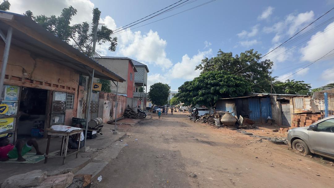 Terrain 1 lot en vente à Forever – 100 millions FCFA
