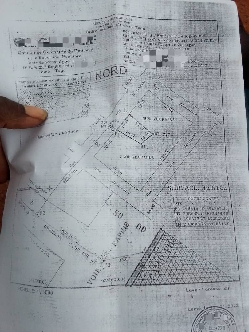 Maison chambre salon et 2 pièces en vente à Agoè Camp Fir (Gnamassi) – 25 millions FCFA