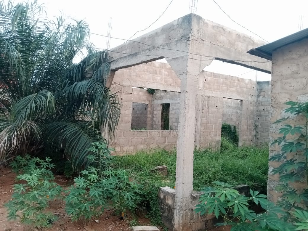 Villa 2 chambres en location à Adidogomè proche du goudron – 100 000 FCFA