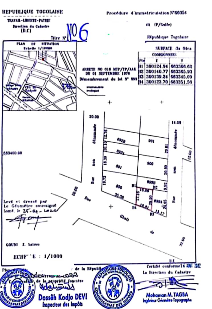 Terrain de 301 m² en vente au bord d'une grande voie de 32 m à Djidjolé – 40 millions FCFA
