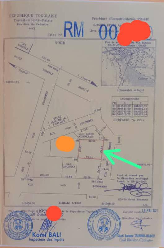 Terrain 1 lot et 1/4 en vente à Djagblé proche du goudron – 23 millions FCFA