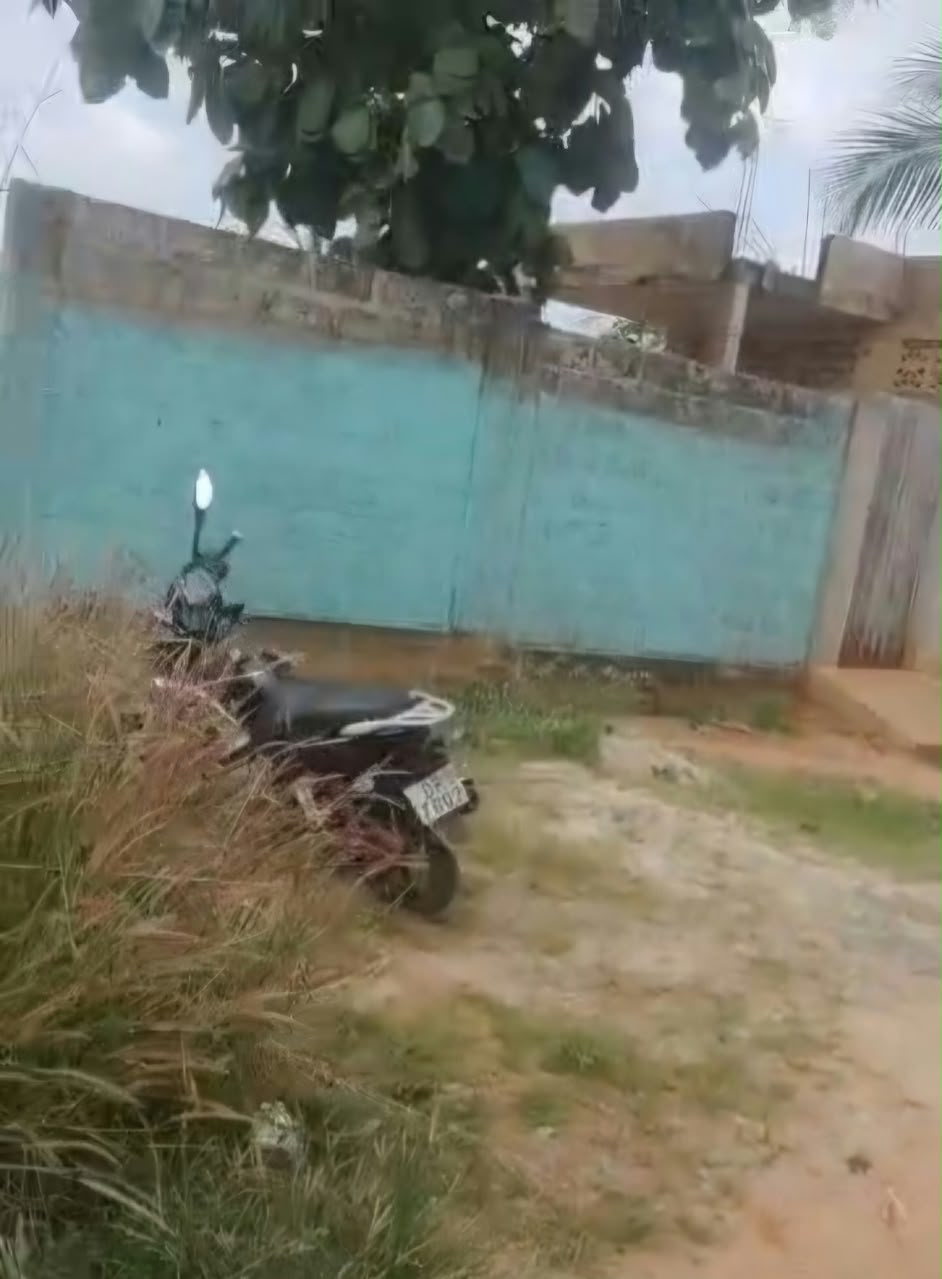 Terrain 1 lot en vente angle rue à Segbé – 25 millions FCFA