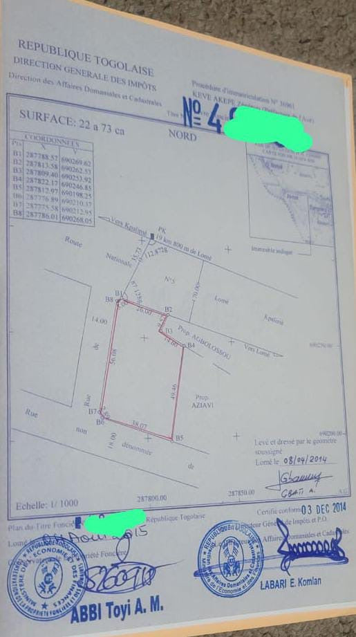 Terrain de 2273 m² en vente à Aképé – 30 millions FCFA le lot