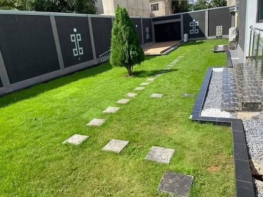 À LOUER – VILLA MEUBLÉE 4 PIÈCES (3 CHAMBRES + SALON) CLIMATISÉE AVEC JARDIN À AGOÈ FIOVI – WIFI – 600.000 FCFA/MOIS