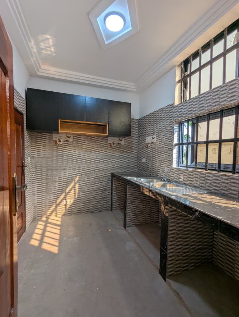 Villa à louer à Nyekonakpoè – 600000 FCFA par mois