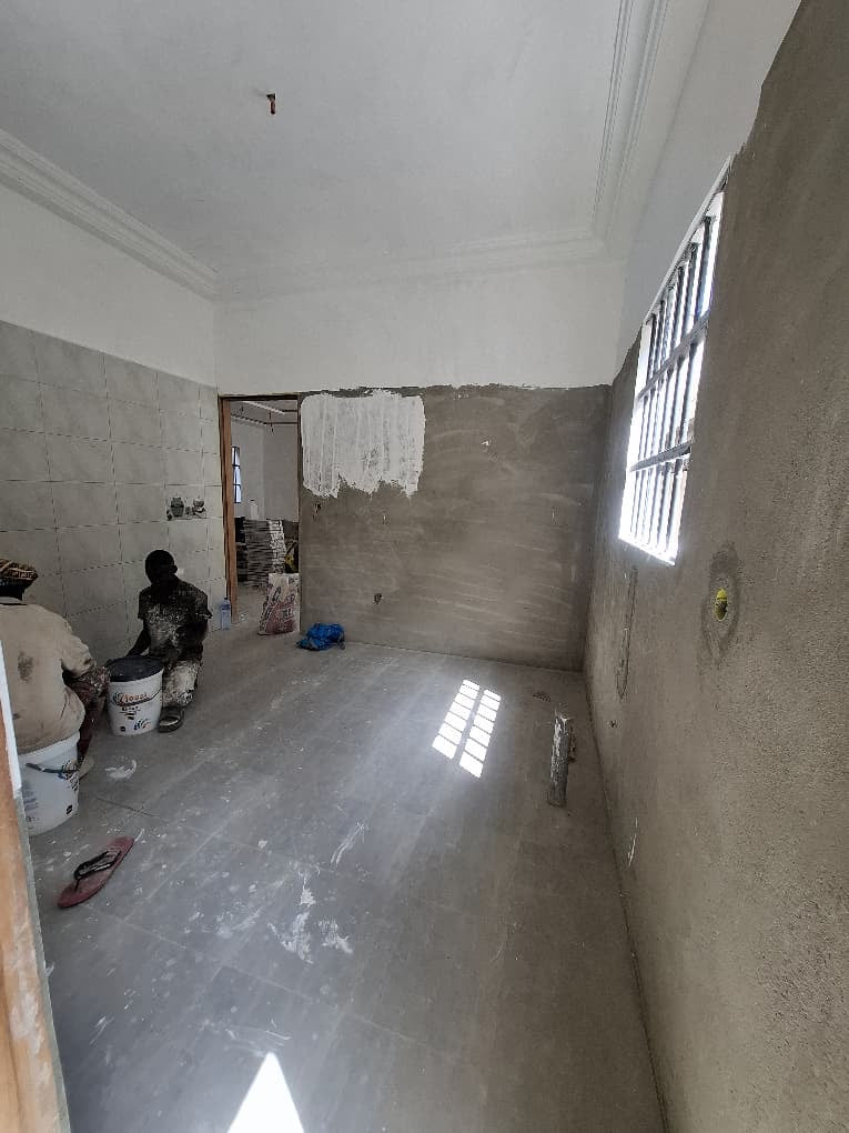 VILLA 5 PIÈCES À VENDRE À ADIDOGOMÉ SAGBADO LOGOTÉ  re