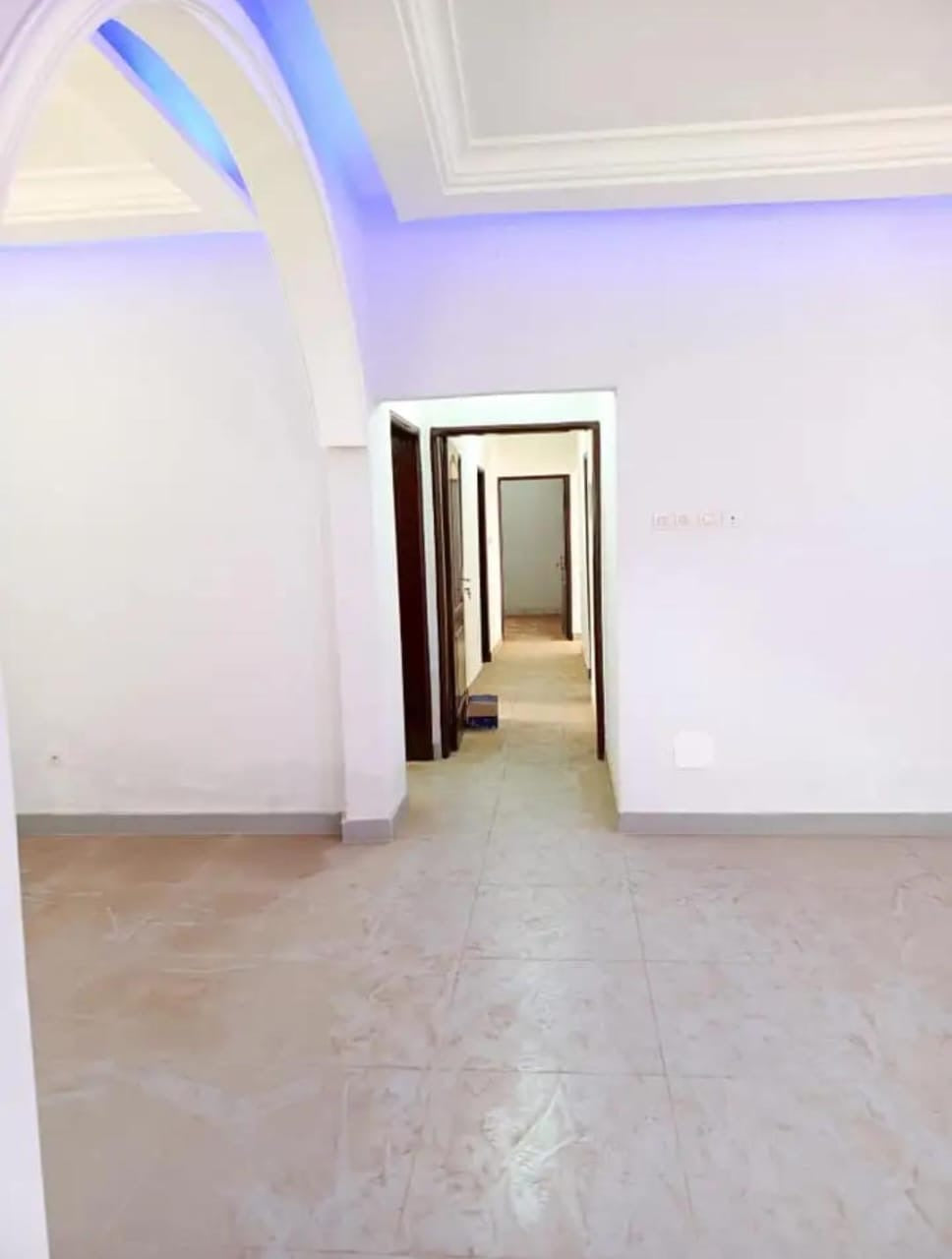 VILLA DE 4 CHAMBRES À VENDRE À  LOMÉ - AGOÈ SOGBOSSITO – 450M² ANGLE RUE