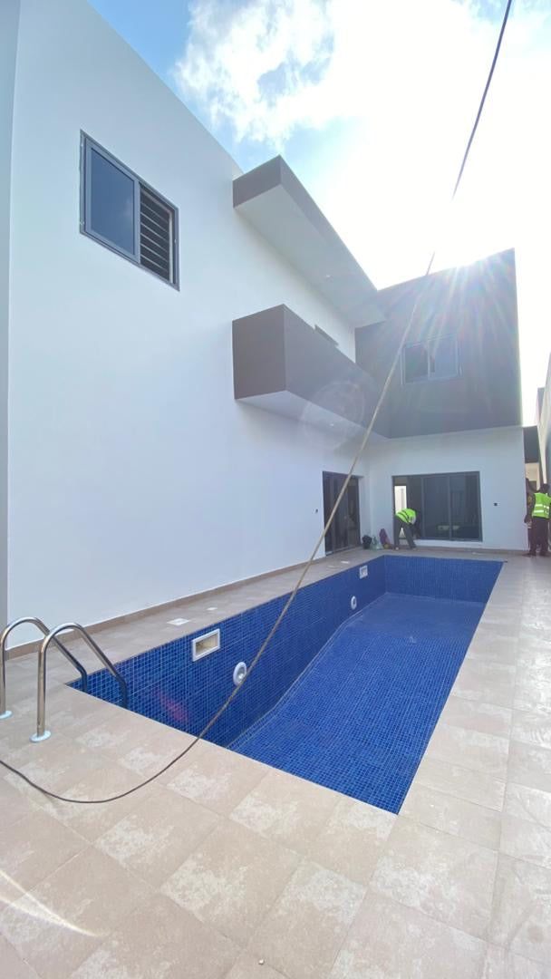 Villa duplex à louer à Tokoin – 1 100 000 FCFA