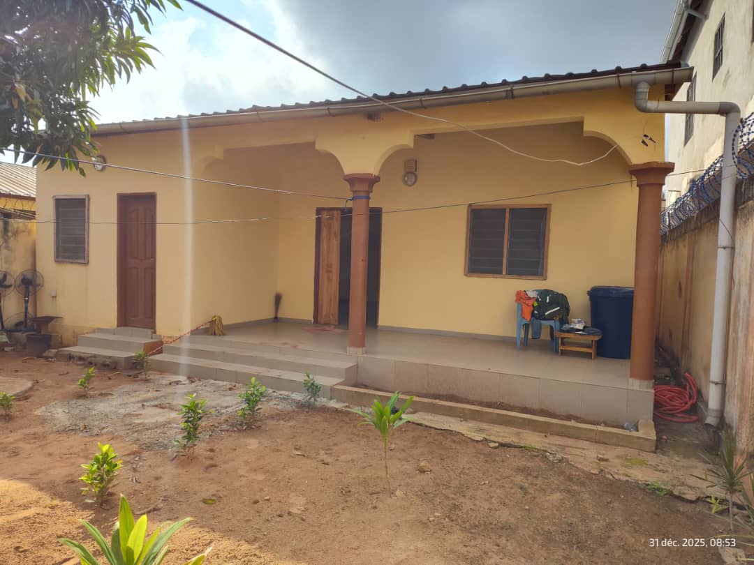 Villa 2 chambres en vente à Agoè Zopomahé – 25 millions FCFA