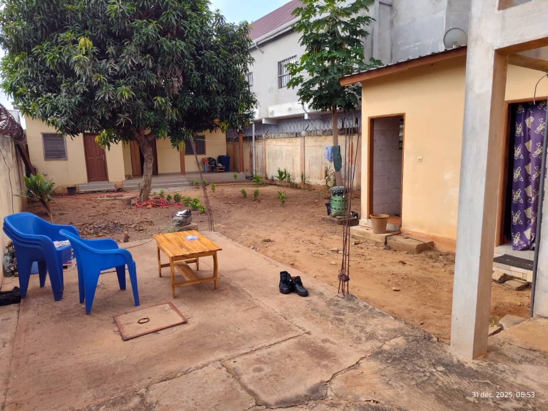 Villa 2 chambres en vente à Agoè Zopomahé – 25 millions FCFA