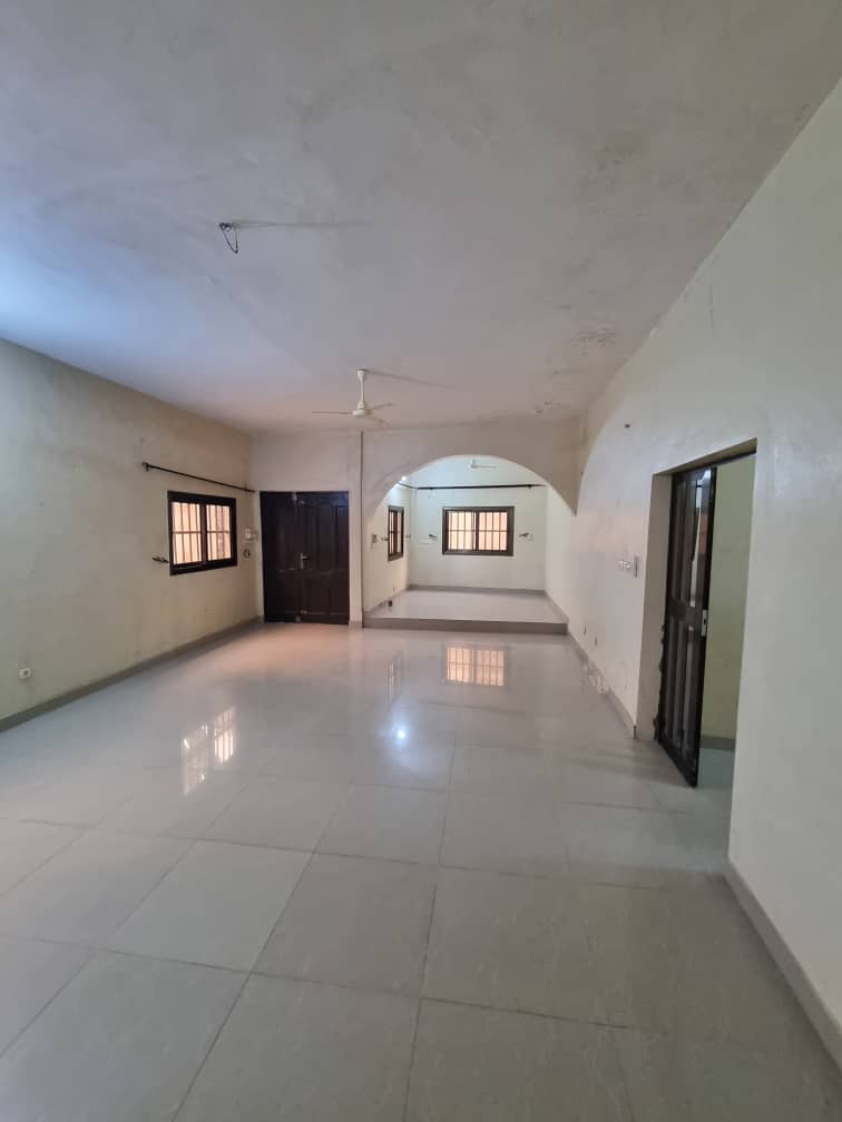 Villa 3 chambres en vente à Zanguera – 55 millions FCFA