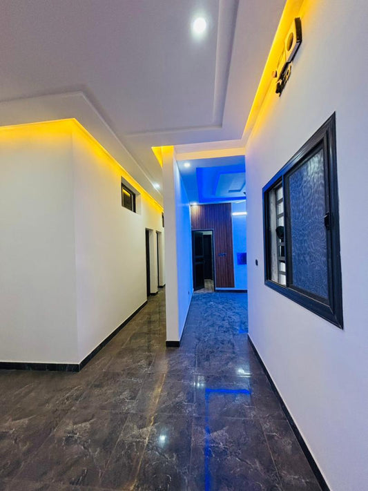 À LOUER NICKEL VILLA 350.000F CFA [KÉGUÉ]