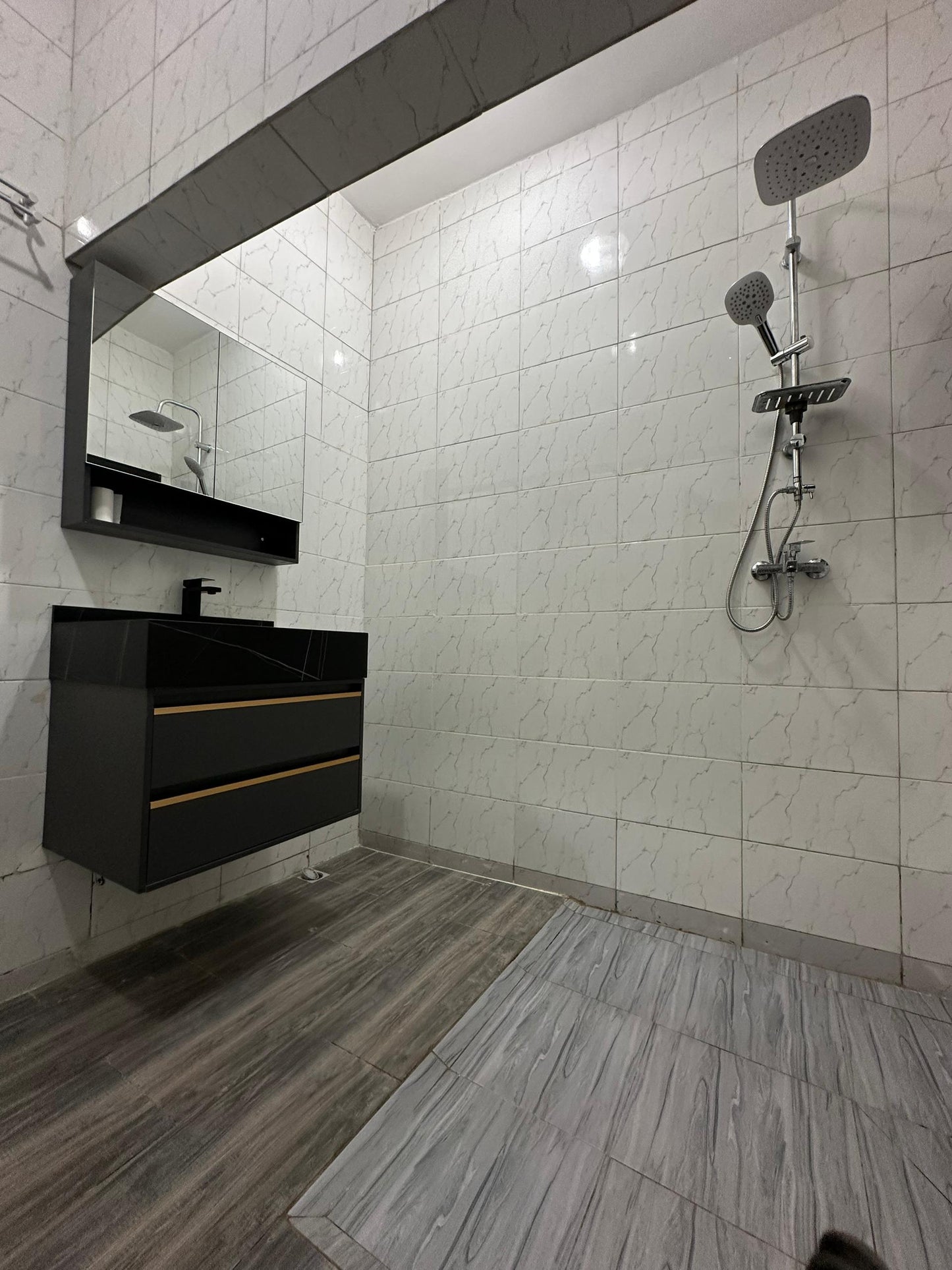 Villa 3 chambres en vente à Zanguera – 65 millions FCFA