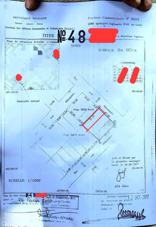 Demi-lot de 300 m² en vente à Agoè Sogbossito – 15 millions FCFA