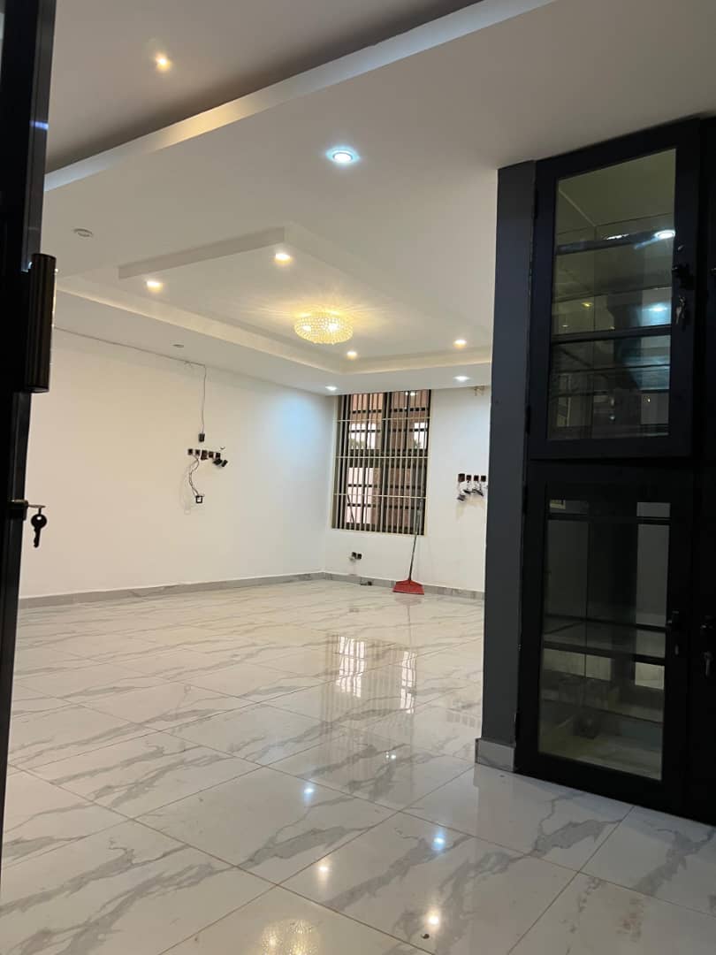 Villa à louer à Agoè Logopé – 350000 FCFA