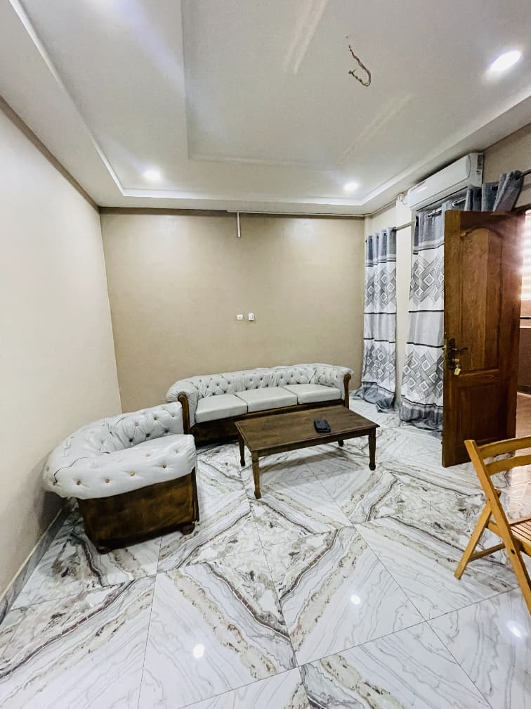 Appartement meublé à louer à Agbalépédo – 200000 FCFA/mois