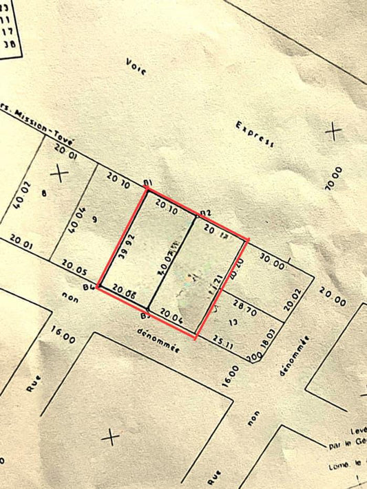 Terrain de 2 lots en vente en bordure du goudron CEDEAO à Agoè Anokui – 110 millions FCFA le lot