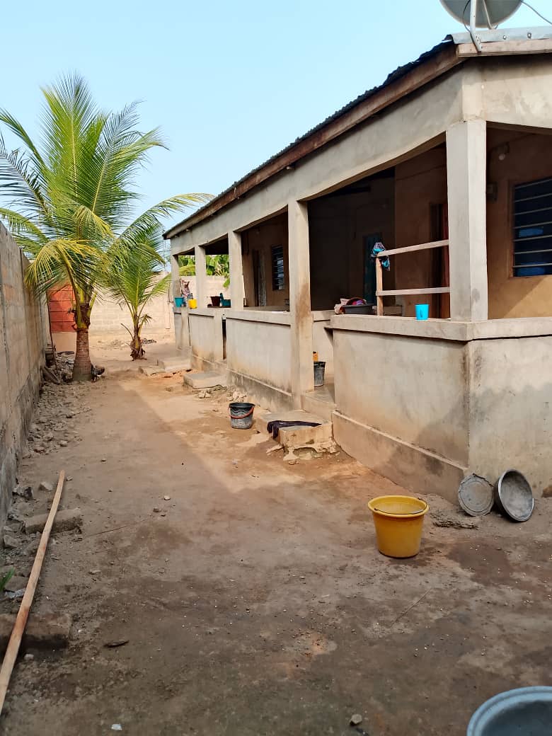 Maison à vendre à Agoè Sogbossito – 13 millions FCFA