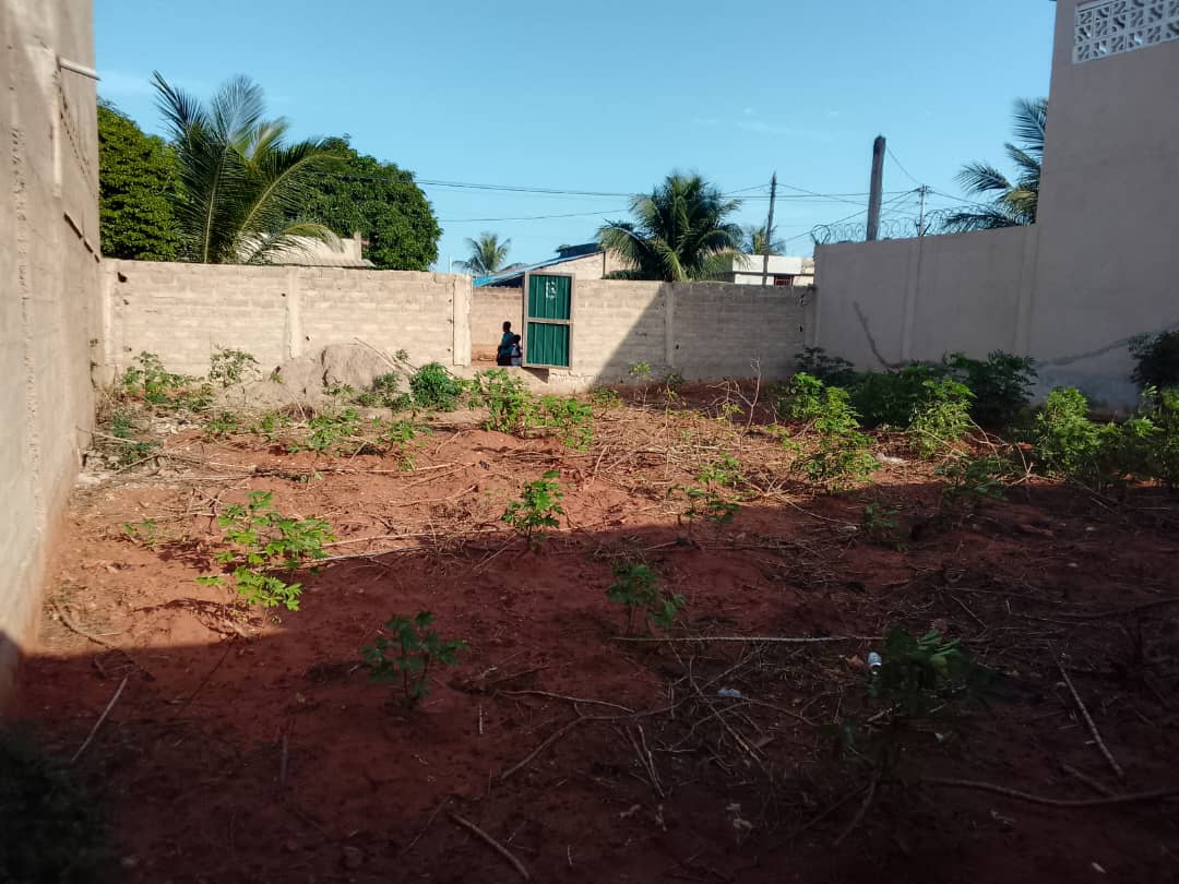 Terrain en vente à Djagblé Mokpla ville – 10.500.000 FCFA