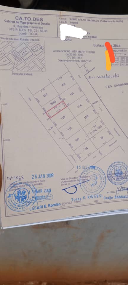 Terrain 1/2 lot en vente à Adidogomé CEG Sagbado – 12 millions FCFA