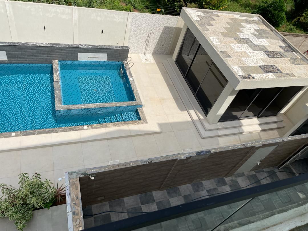 Villa à vendre à Calavi – 650 Millions FCFA