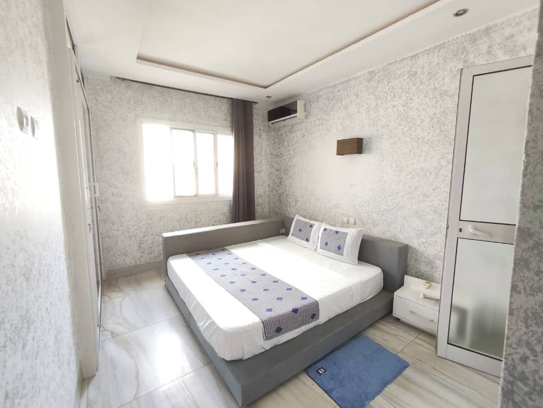 Hôtel de 12 appartements en vente à Baguida – 850 millions FCFA