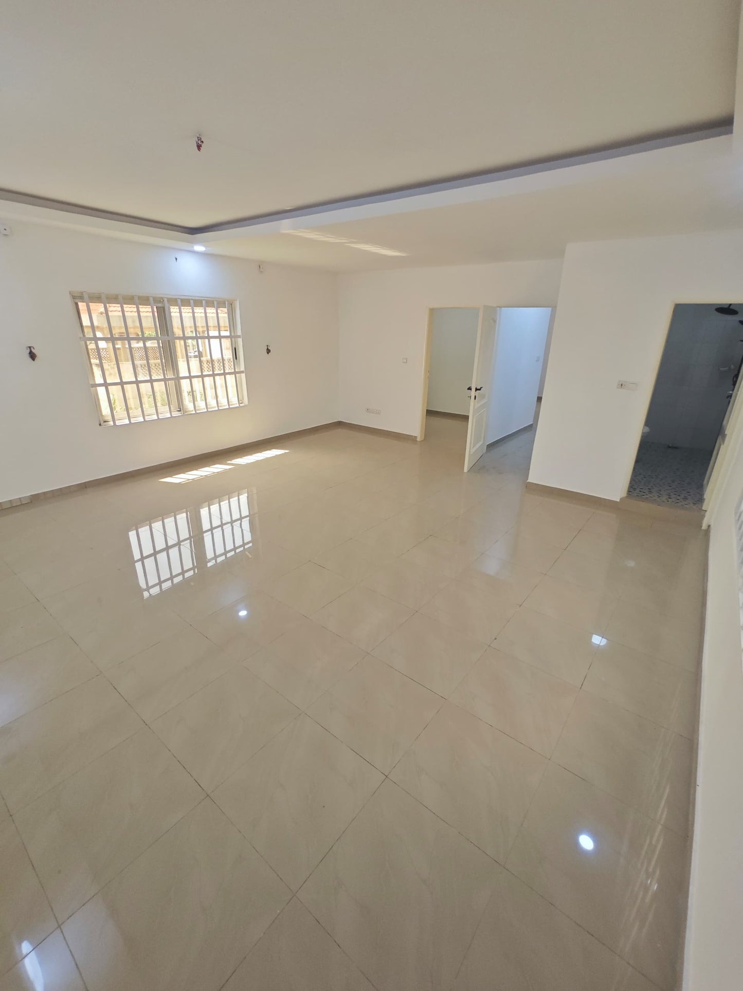 Villa triplex en location à Adidogomé Madiba – 400 mille FCFA