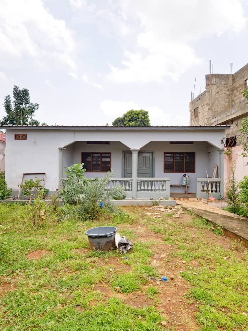 Villa 3 chambres en vente à Agoè Nyivé – 32 millions FCFA