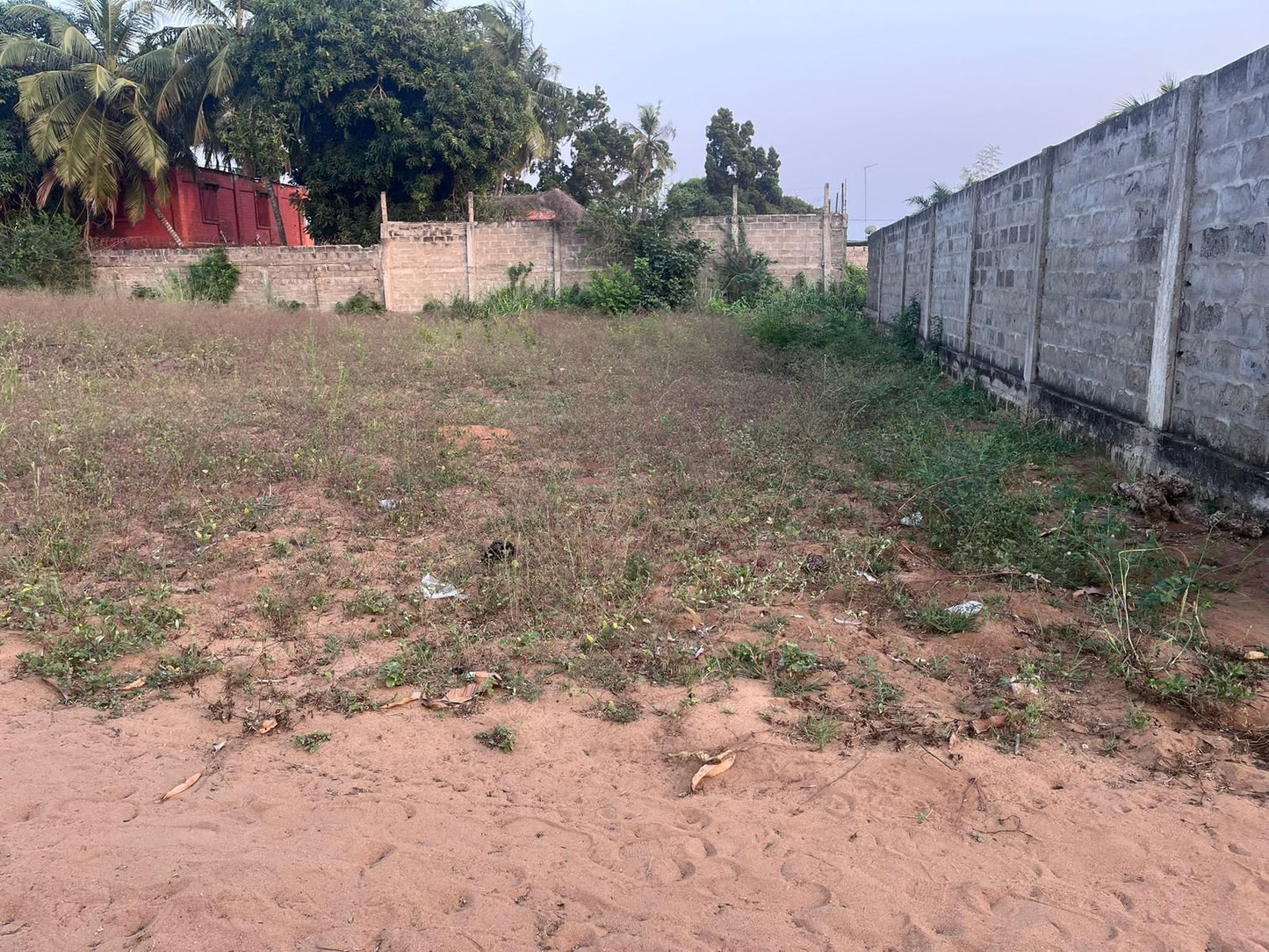 Terrain de 1050 m² en vente à Agbodrafo vers l’Hotel de King Messah – 16 millions FCFA