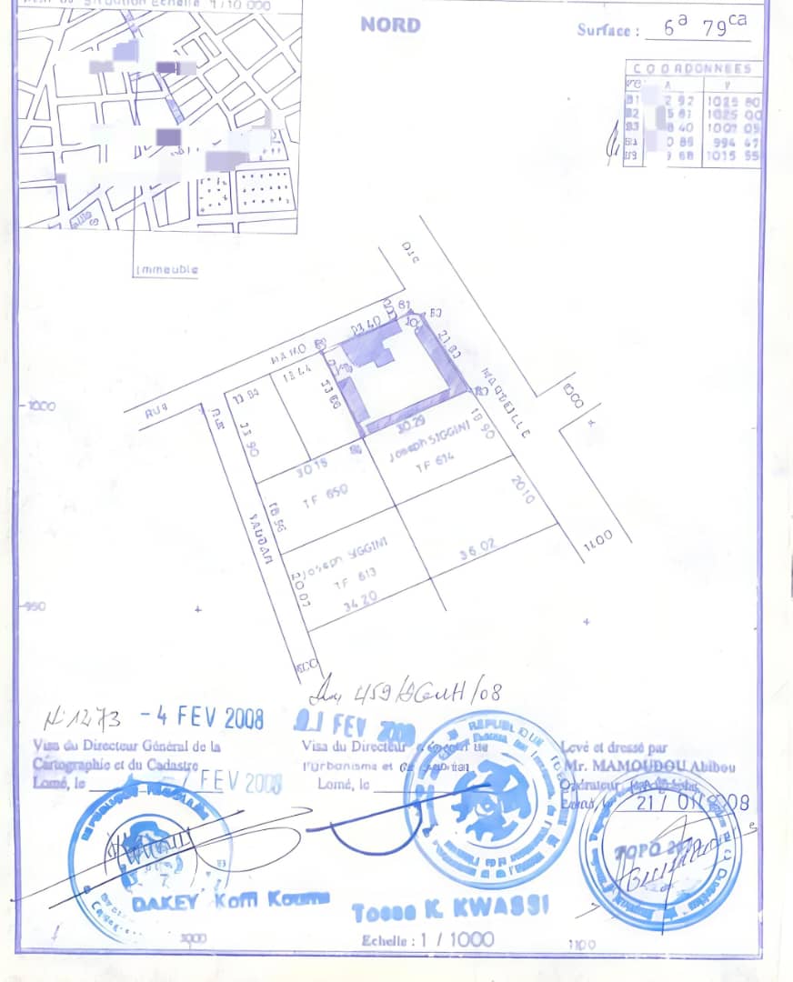 Terrain d'1 lot en vente en angle de rue à Dékon Anani Santos – 300 millions FCFA