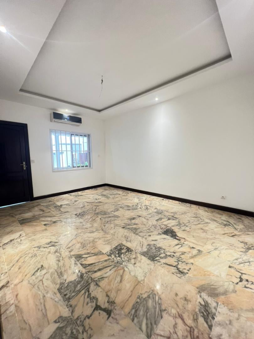 UNE VILLA À VENDRE À TOKOIN CASABLANCA