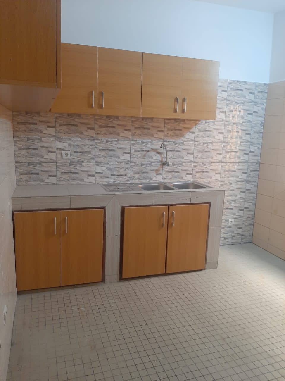 Villa à louer à Avedji – 200000 FCFA