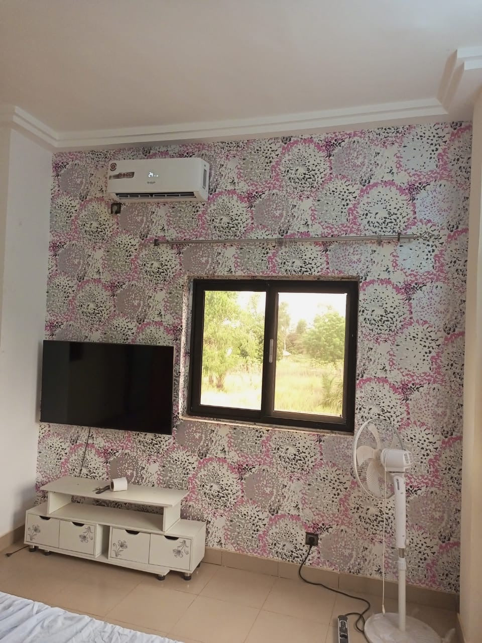 UNE VILLA DE 4 PIÈCES À VENDRE À APESSITO