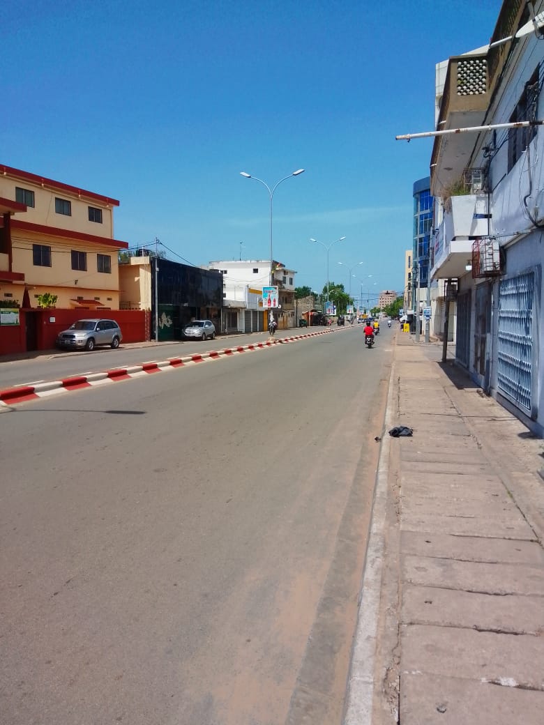 Terrain en vente de 271 m² au bord du boulevard circulaire à Nyekonakpoè – 180 millions FCFA
