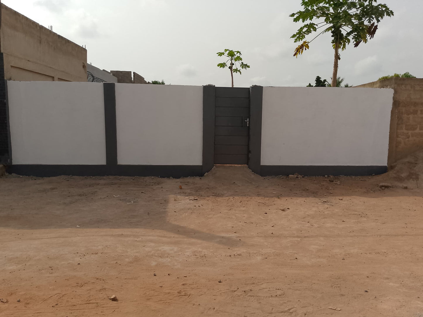 Maison à vendre à Segbe – 12 Millions FCFA