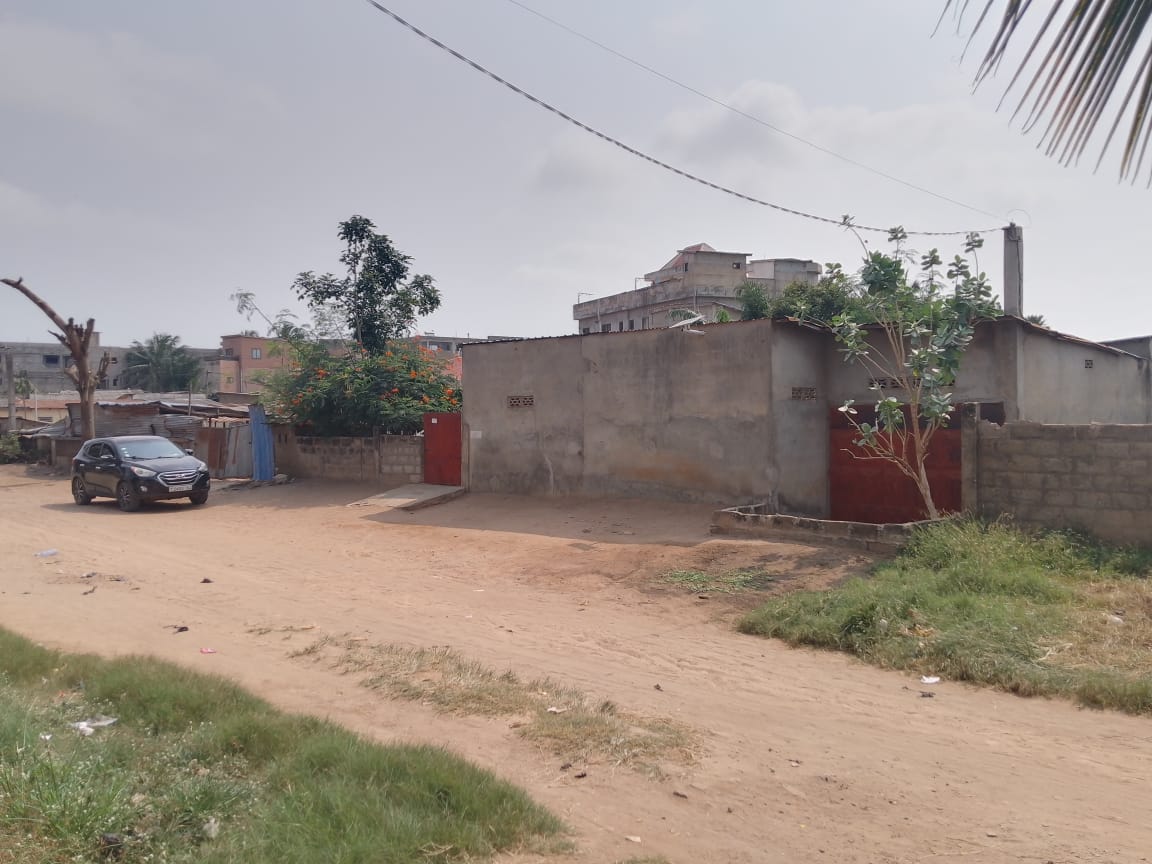 Terrain à vendre à Zanguera – 25 Millions FCFA