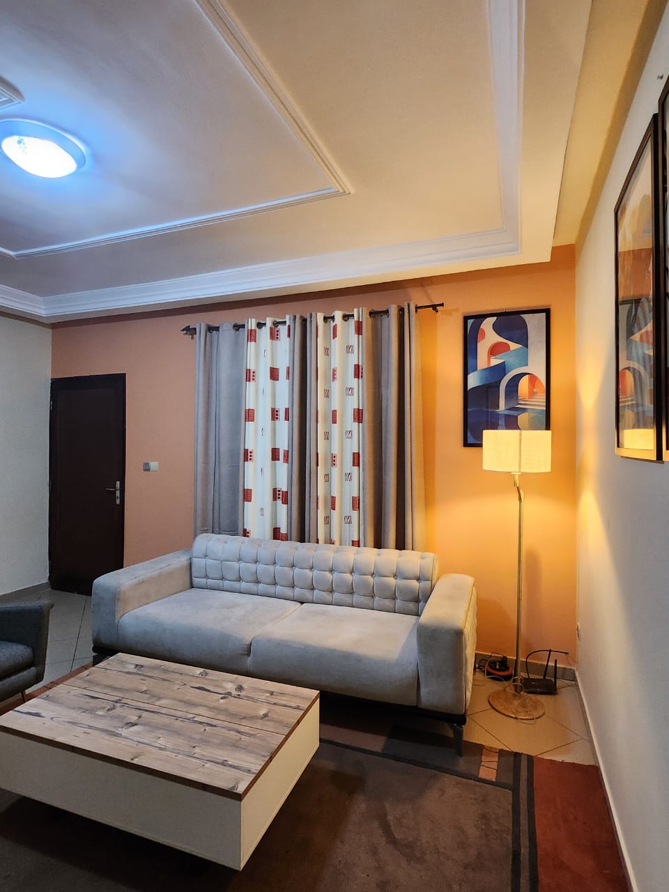 Appartement meublé 1 chambre en location à Dékon (Centre-ville Lomé) – 300000 FCFA par mois