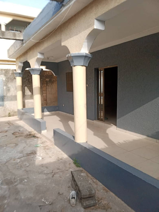 Villa 3 chambres en vente à Amadahomé – 40 millions FCFA