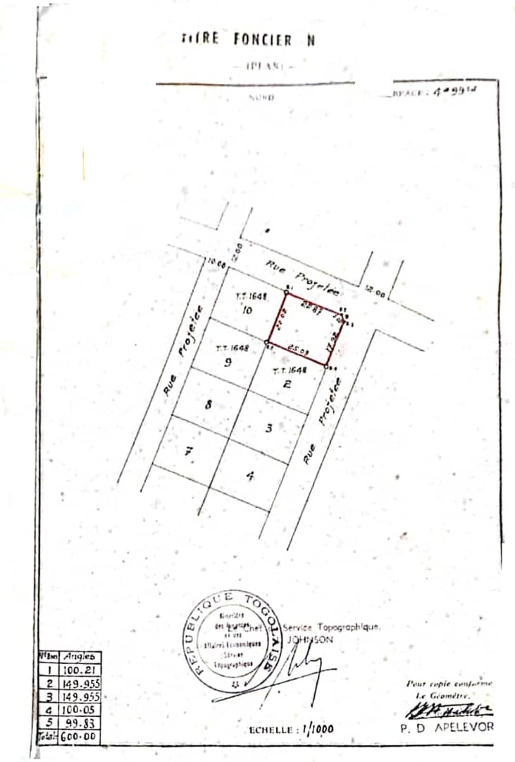 Terrain de 4 a 99 ca en vente à Tokoin Forever – 70 millions FCFA